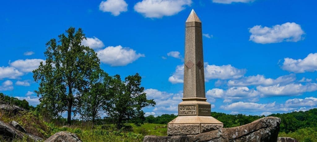 Devil's Den - 4th Maine Volunteer Infantry Regiment Monument
