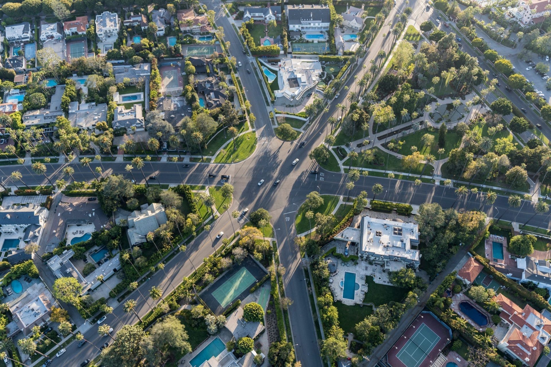 What street do the stars live on in Beverly Hills?