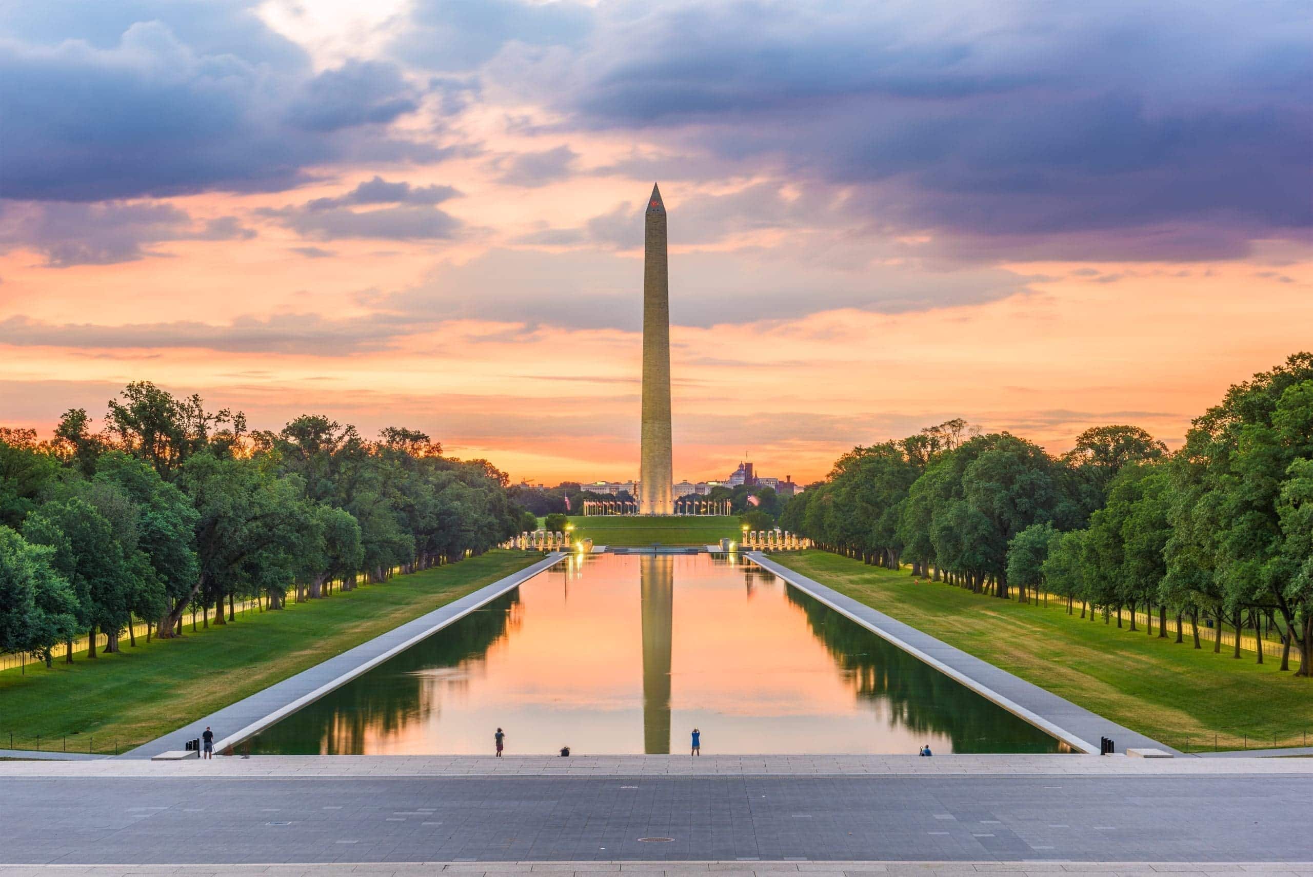 Are there tours of the Washington Monument?