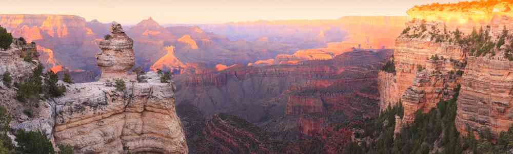 Grand Canyon - Sun reflecting on rocks Blog