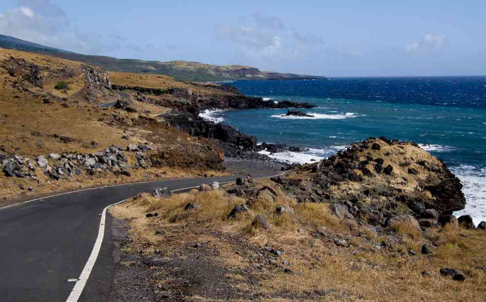 Can you drive around Maui in one day?