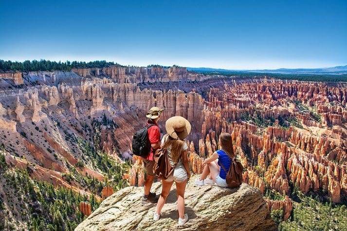 Bryce Canyon - People on hiking trip