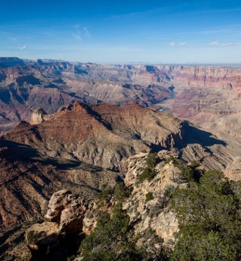 How to tour the Grand Canyon by car?